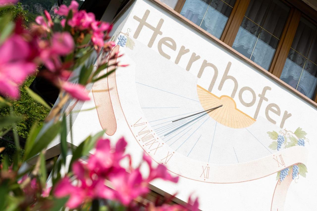 Apartments Herrnhofer Caldaro Exterior foto